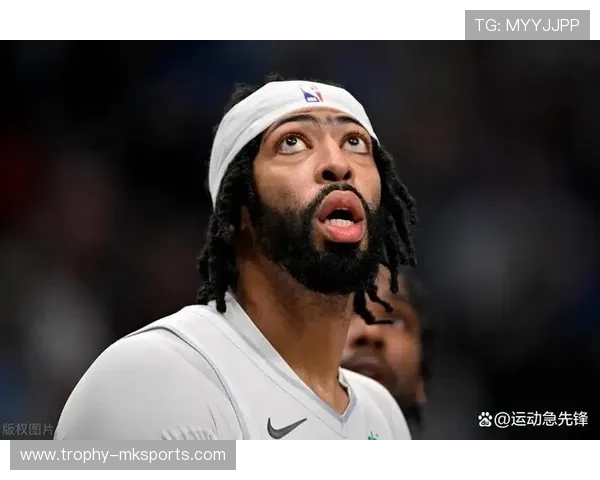 国王戴维斯内线强势表现引领球队取胜