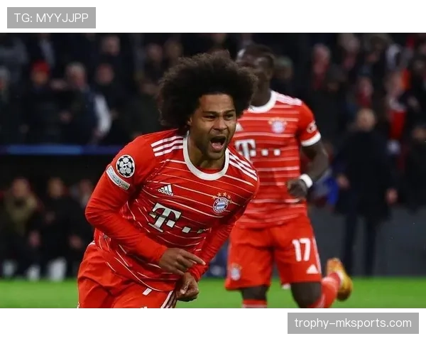 阿什拉夫头球进攻威胁解析