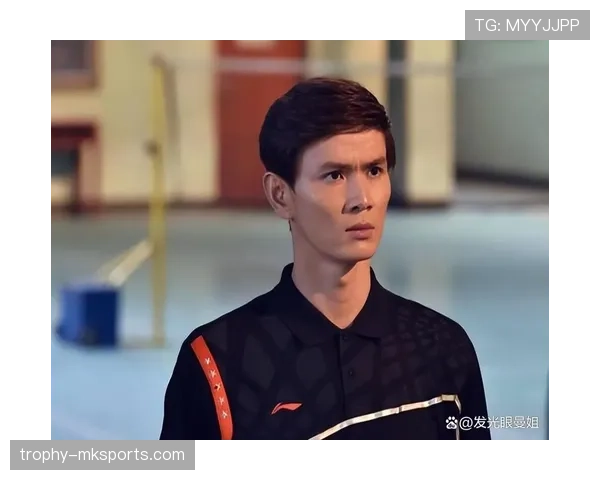 鲍春来退役后住的别墅，比他当年拿奖杯还让人眼红